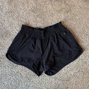 Lululemon Black Women's Athletic Shorts size 10